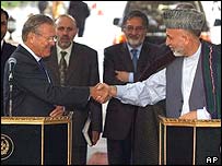 کرزی و رامسفلد در کنفرانس خبری