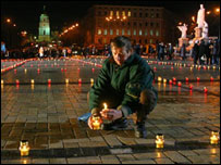 Україна вшановує пам'ять жертв Голодомору