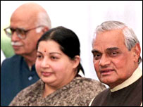 आडवाणी, जयललिता और वाजपेयी