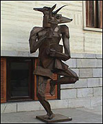 مجسمه اثر جعفر نجيبی 