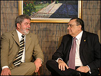 Presidentes Lula (esq.) e Abel Pacheco de la Espriella, da Costa Rica