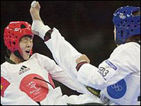 Trần Hiếu Ngân thi đấu tại Olympic Sydney