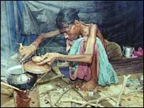 غریب بنگلہ دیشی خاتون