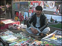 فروشنده پوسترهای انتخاباتی 