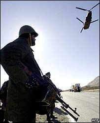 يک سرباز آمريکايی در افغانستان
