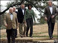 جورج بوش و دستياران ارشدش در منزل شخصی او در تگزاس