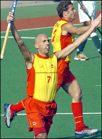 فتح کے بعد ہسپانوی ٹیم کے کپتان خوان اسکارے