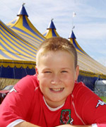 Steffan Harri o Dolanog - cyntaf Llefaru