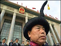 Đại biểu trước Đại lễ đường nhân dân Trung Hoa