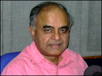 गुरचरण दास