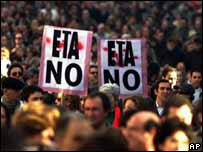Protesto contra o ETA em Madri, Espanha, janeiro de 2000