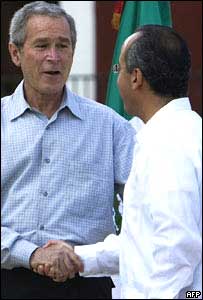 O presidente dos Estados Unidos, George W. Bush, e o presidente do México, Felipe Calderón