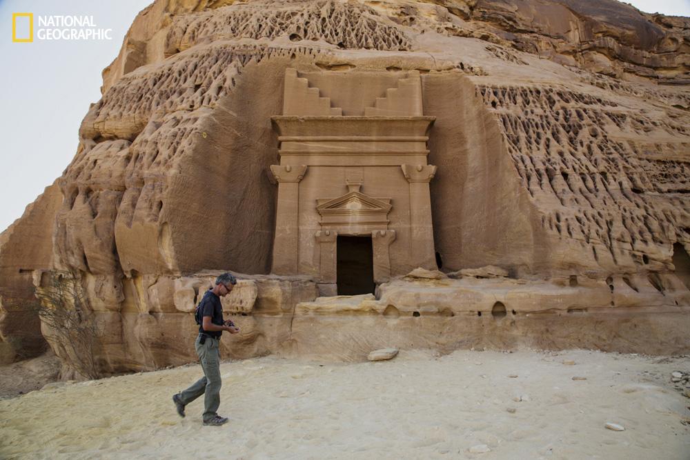 Tombs used for the wealthy during the Nabataean era. The kingdom stretched south from its capital of Petra, in Jordan, to Madain Salih, in the Hejaz region of present-day Saudi Arabia. Photo © John Stanmeyer/National Geographic